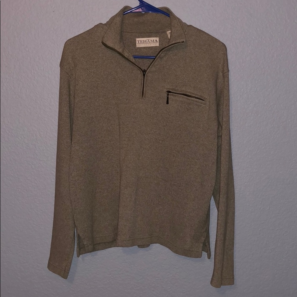 QUARTER ZIP